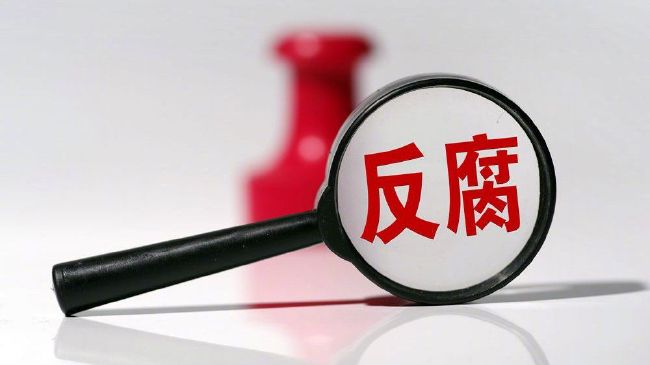 饥饿的阿姨们把内裤洒了